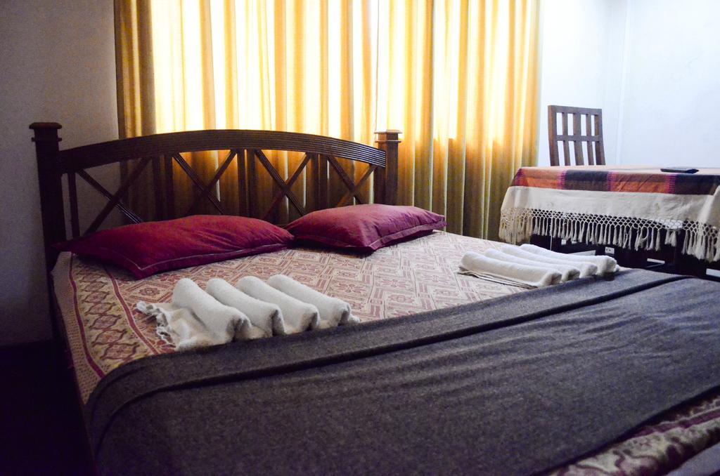 Yoho Mount Waves Hotel Colombo Phòng bức ảnh