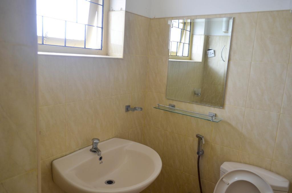Yoho Mount Waves Hotel Colombo Phòng bức ảnh