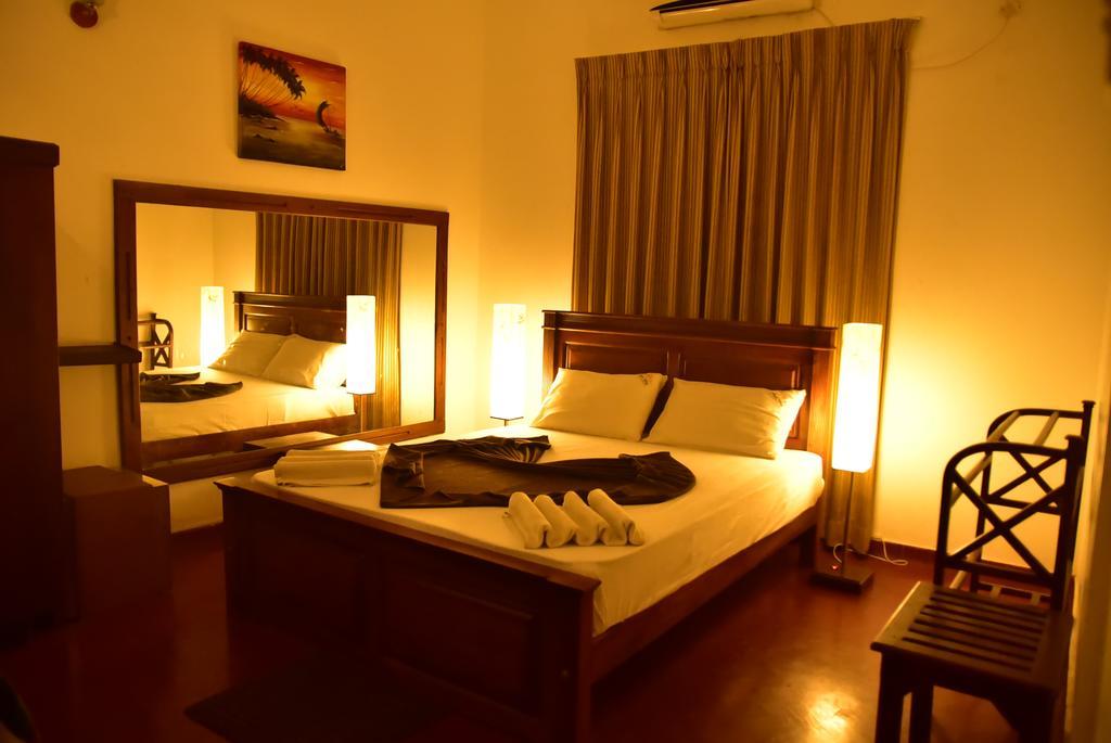 Yoho Mount Waves Hotel Colombo Ngoại thất bức ảnh